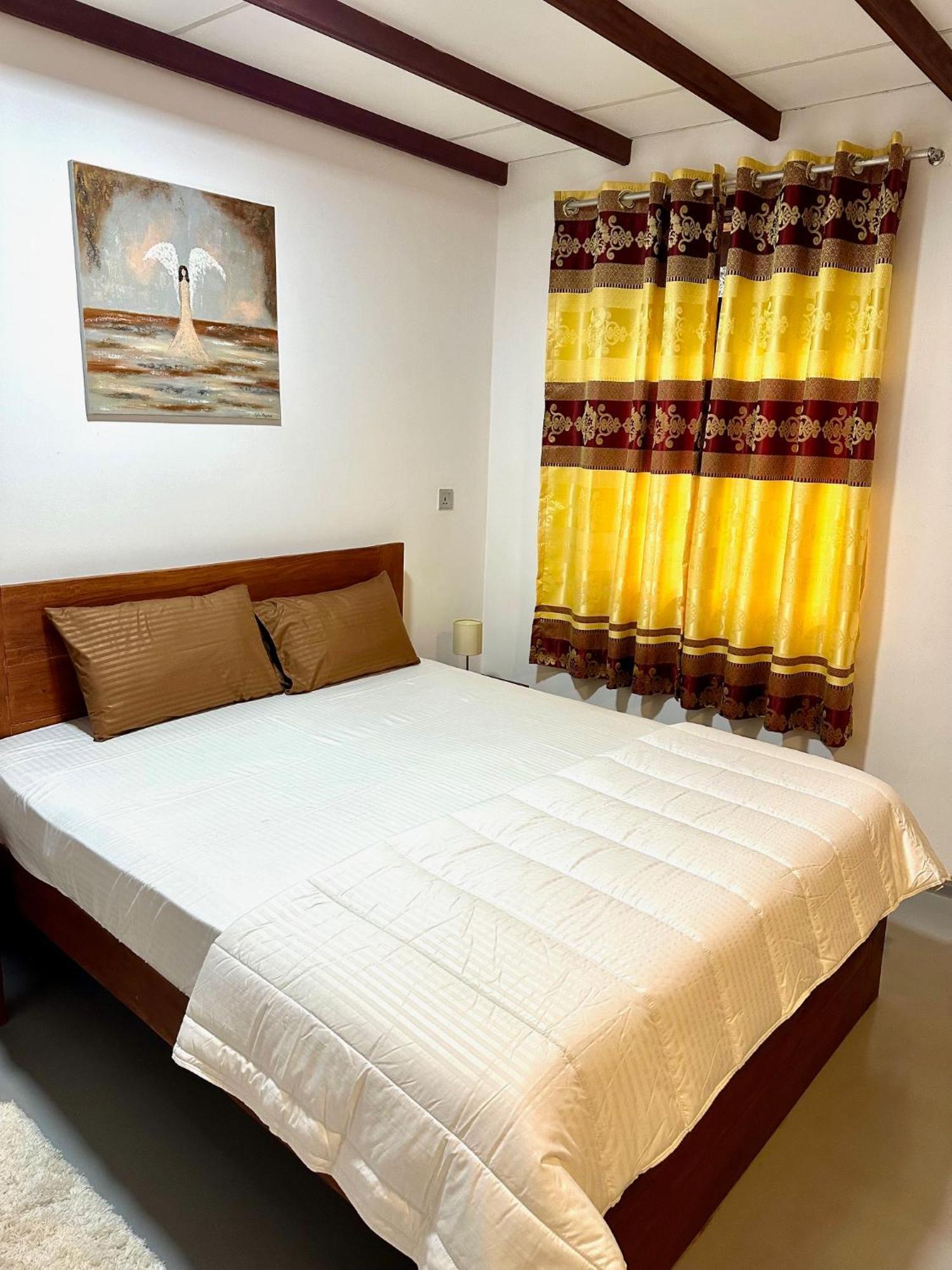 108 Palms Beach Resort Trincomalee Exterior photo
